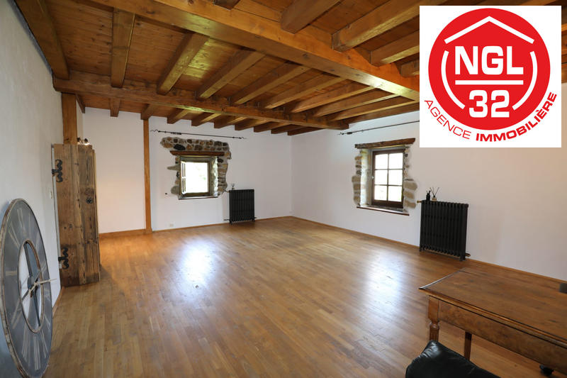 Maison - 250 m² - 10 pièces