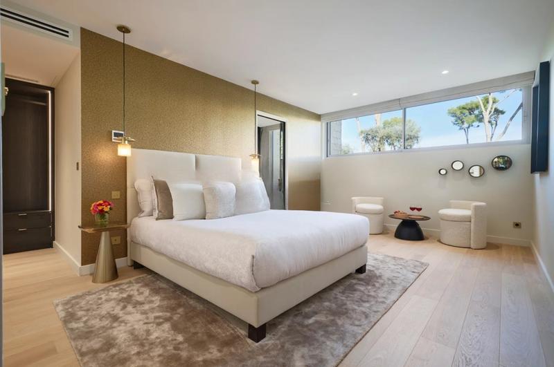 Villa - 330 m² - 7 pièces