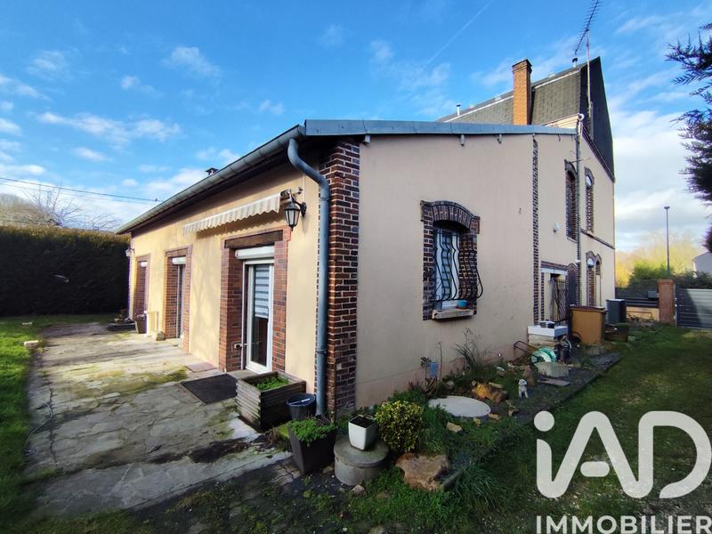 Maison - 284 m² - 12 pièces