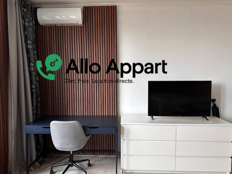 Studio - 25 m² - 1 pièce