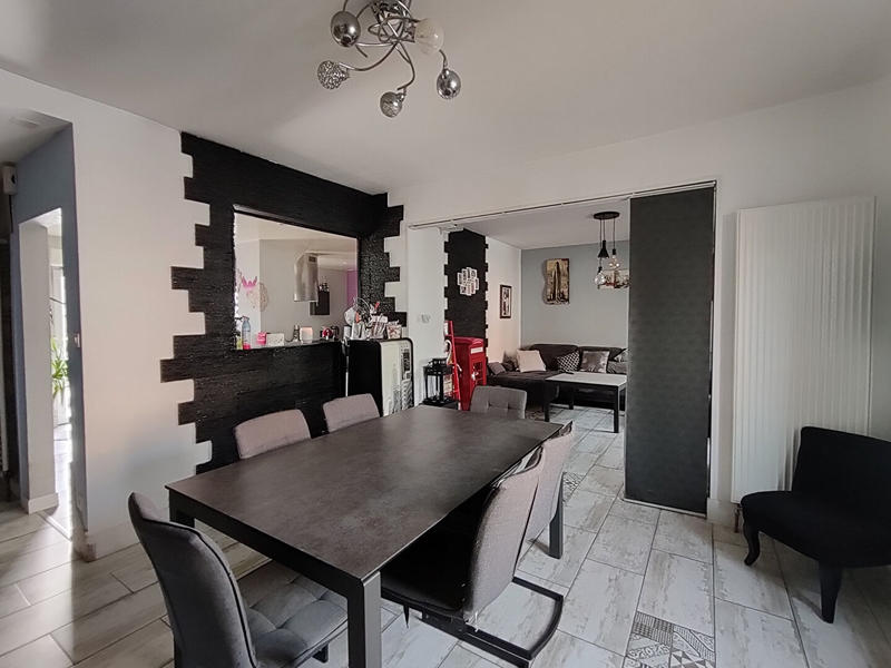 Maison - 100 m² - 5 pièces