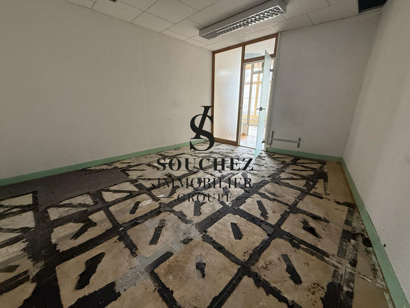 Local commercial - 164 m² - 3 pièces