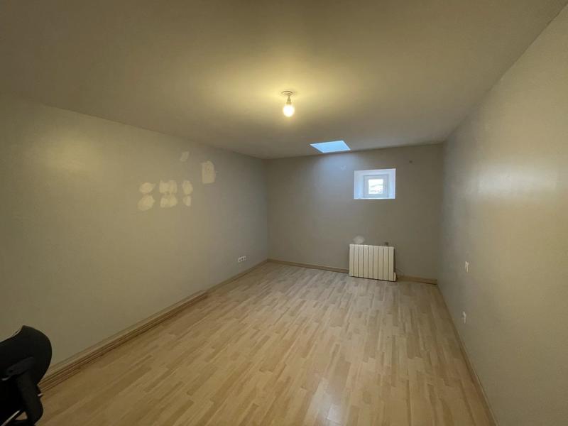 Maison - 183 m² - 8 pièces