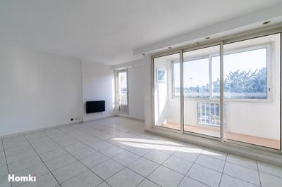 Appartement - 87 m² - 4 pièces