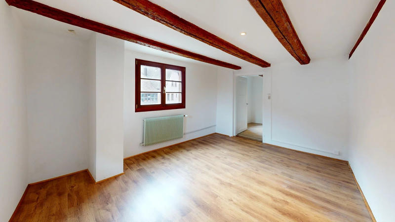 Maison traditionnelle - 258 m² - 7 pièces