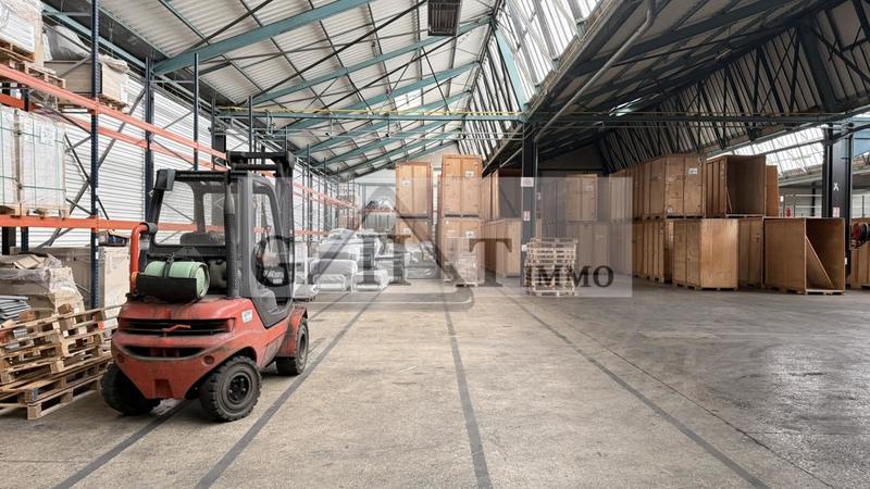 Entrepôt - 5 519 m²