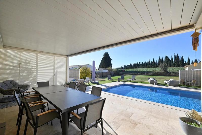 Villa - 232 m² - 8 pièces