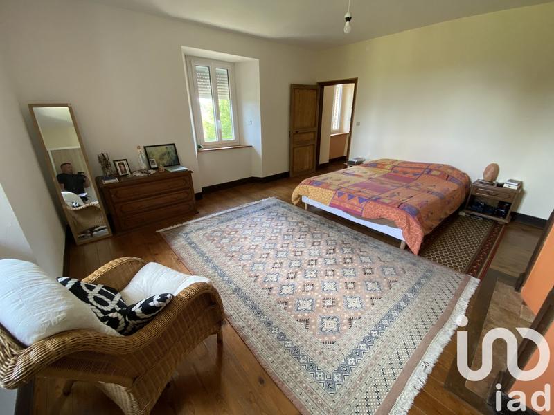 Maison - 200 m² - 6 pièces