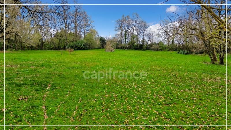 Propriété - 600 m² - 13 pièces