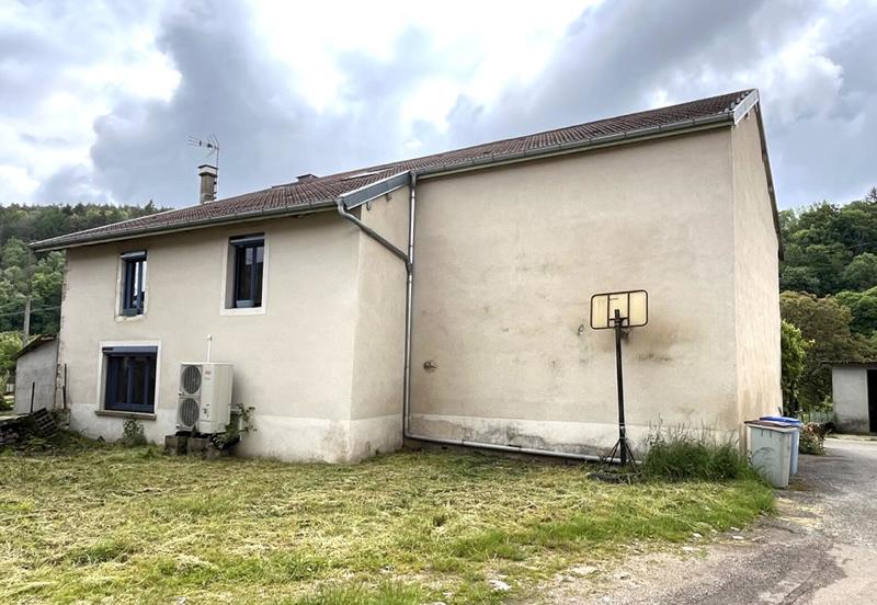 Maison - 161 m² - 9 pièces