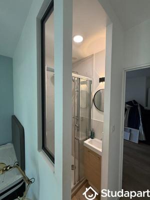 Chambre - 11 m² - 1 pièce