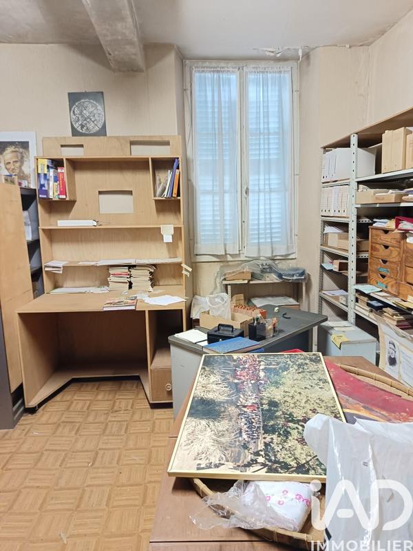 Maison - 383 m² - 12 pièces