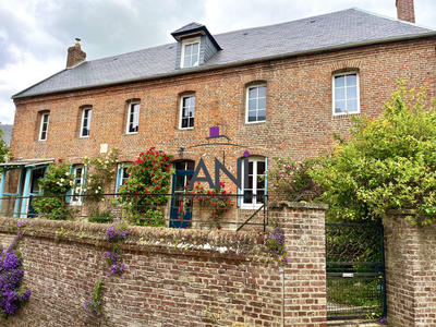 Maison - 149 m² - 8 pièces