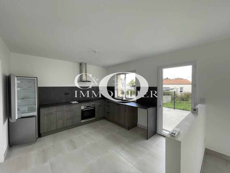 Maison - 105 m² - 4 pièces