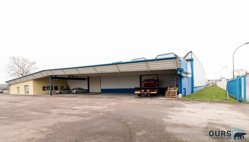 Local d'activités - 3 383 m²