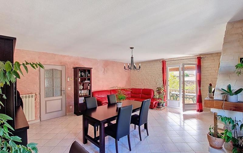 Maison - 98 m² - 4 pièces