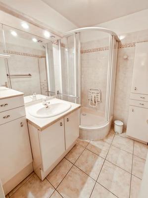 Appartement - 84 m² - 4 pièces