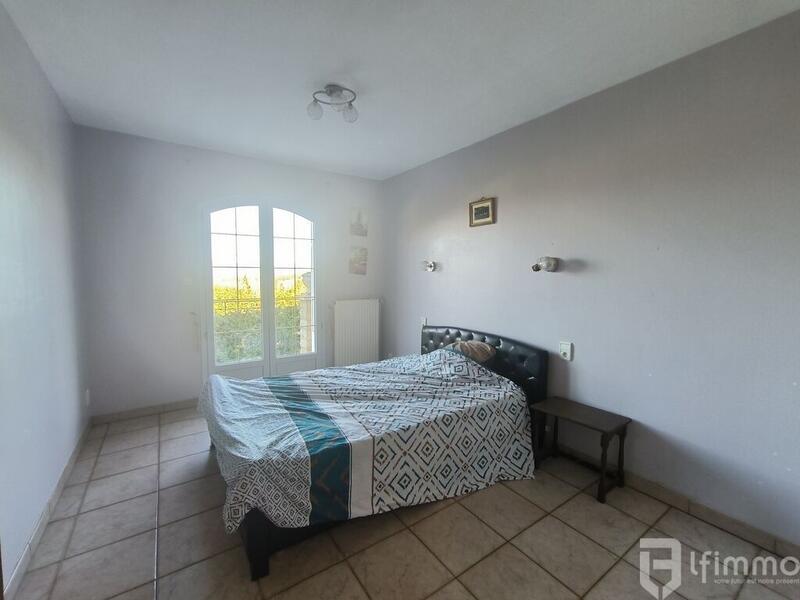 Villa - 140 m² - 5 pièces