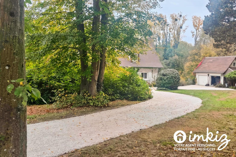 Maison - 227 m² - 7 pièces