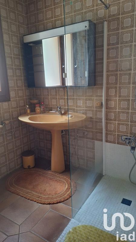 Maison - 208 m² - 12 pièces