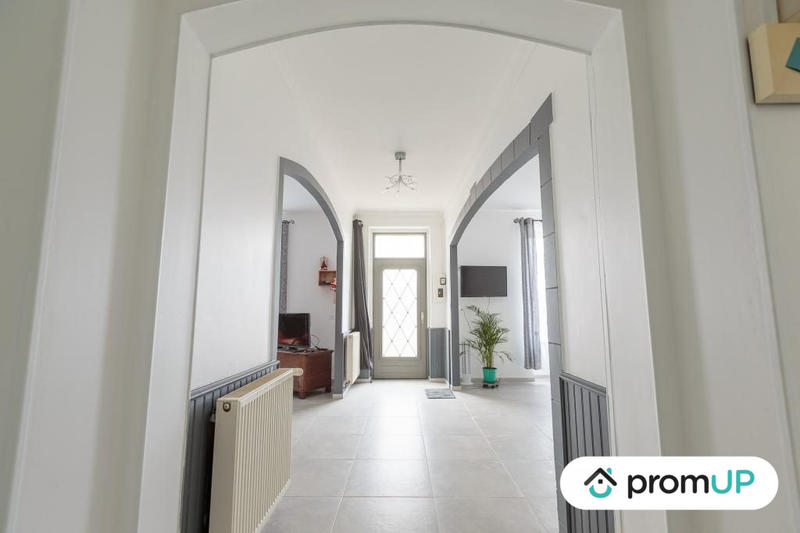 Maison - 185 m² - 7 pièces