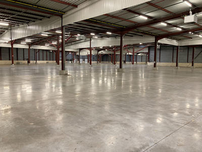 Local d'activité / Entrepôt - 8 440 m²