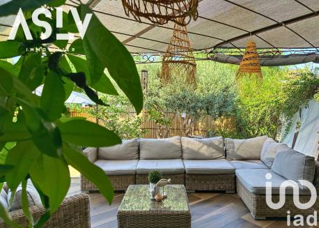 Maison - 200 m² - 6 pièces