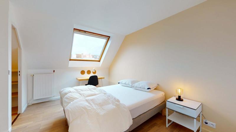 Appartement - 125 m² - 6 pièces