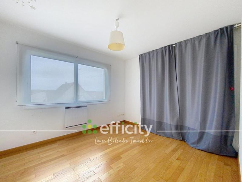 Villa - 370 m² - 10 pièces