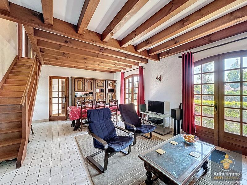 Maison - 135 m² - 5 pièces