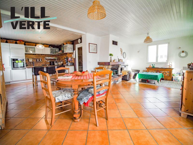 Maison - 90 m² - 5 pièces