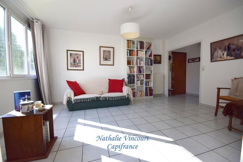 Appartement - 88 m² - 5 pièces