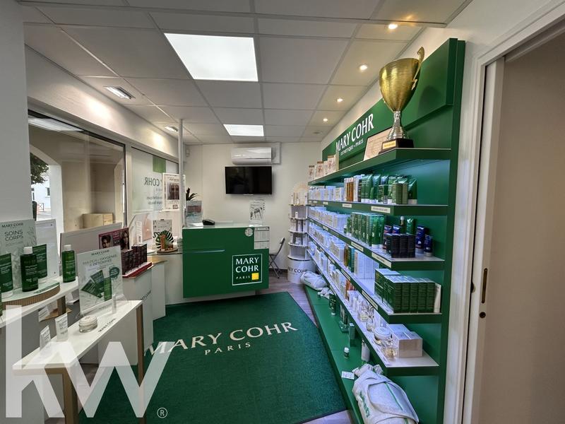 Fonds de commerce - Magasins - 57 m²