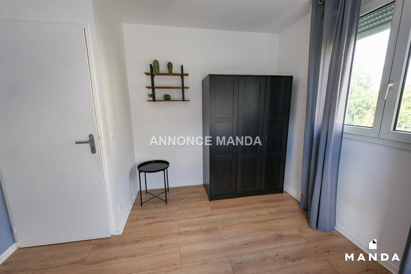 Chambre - 86 m² - 5 pièces
