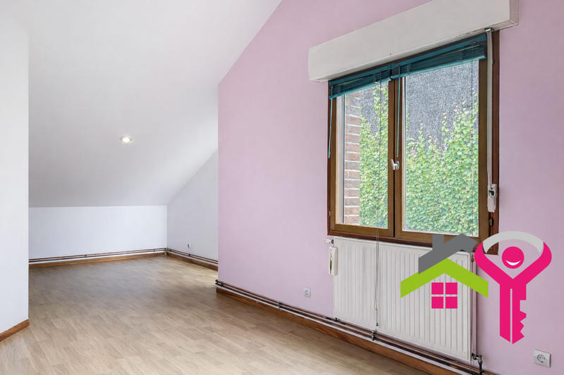 Maison - 180 m² - 6 pièces