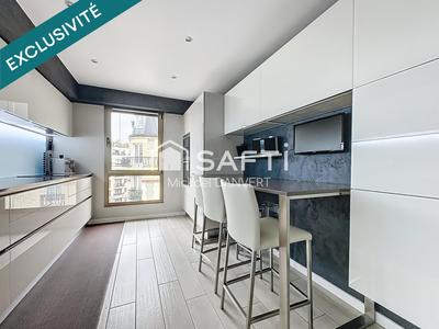 Appartement - 145 m² - 6 pièces