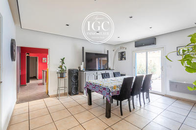 Maison - 153 m² - 4 pièces