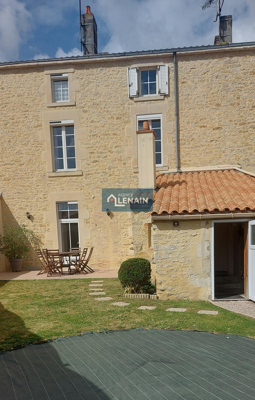 Maison - 150 m² - 6 pièces