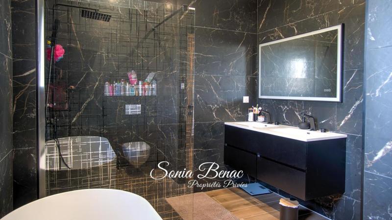 Maison - 147 m² - 5 pièces