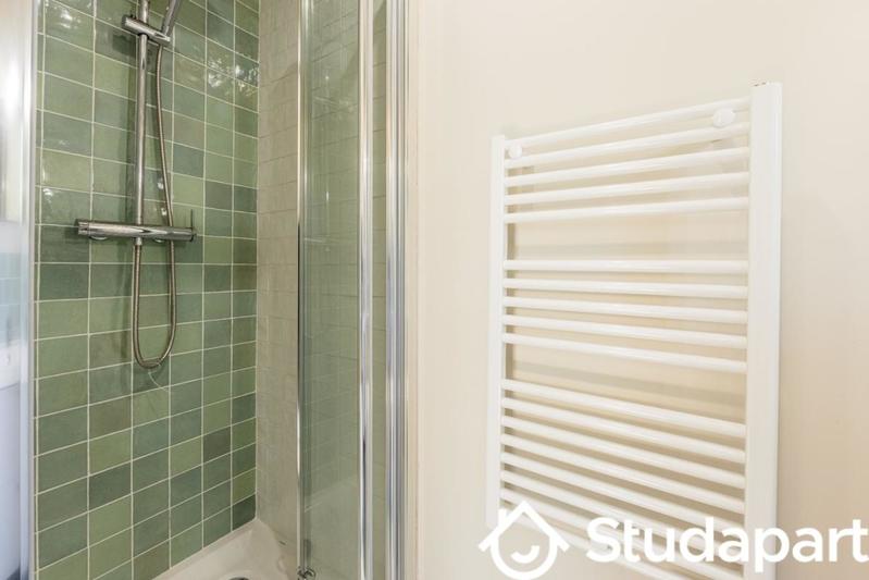 Chambre - 13 m² - 1 pièce