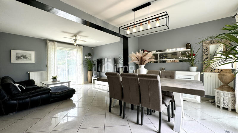 Maison - 110 m² - 5 pièces