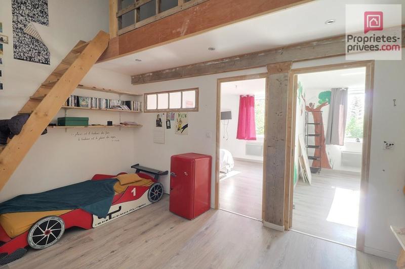 Maison - 130 m² - 5 pièces