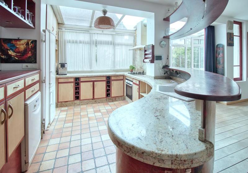 Maison d'architecte - 300 m² - 10 pièces