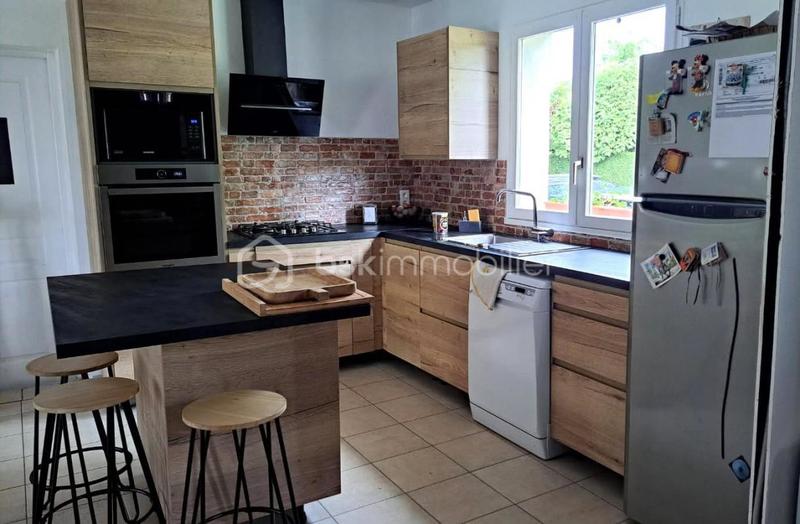 Pavillon - 145 m² - 8 pièces