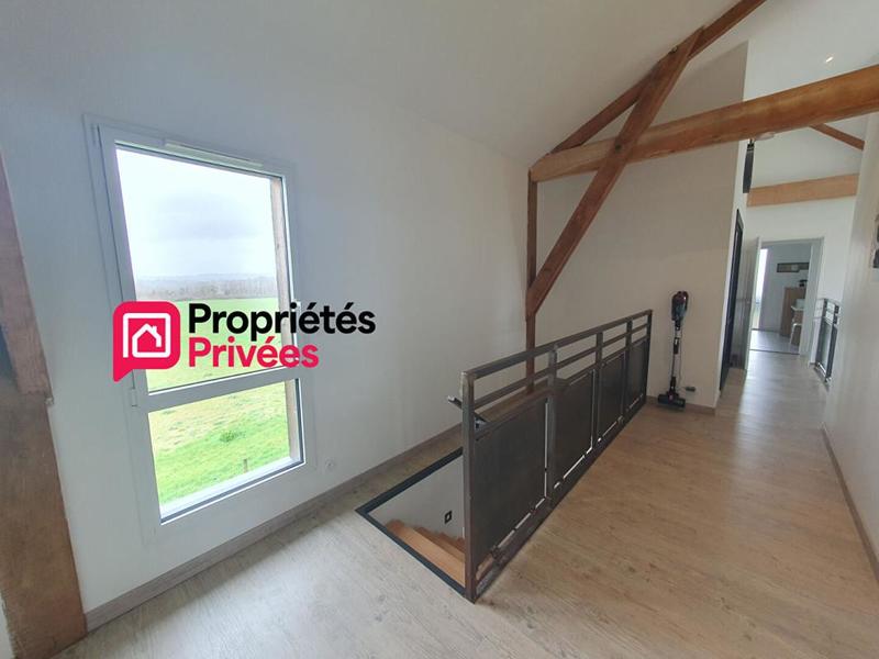 Maison - 180 m² - 5 pièces
