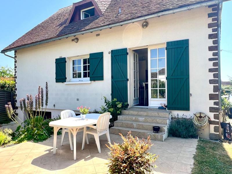 Maison - 110 m² - 6 pièces