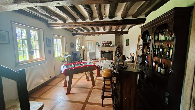 Maison - 360 m² - 15 pièces