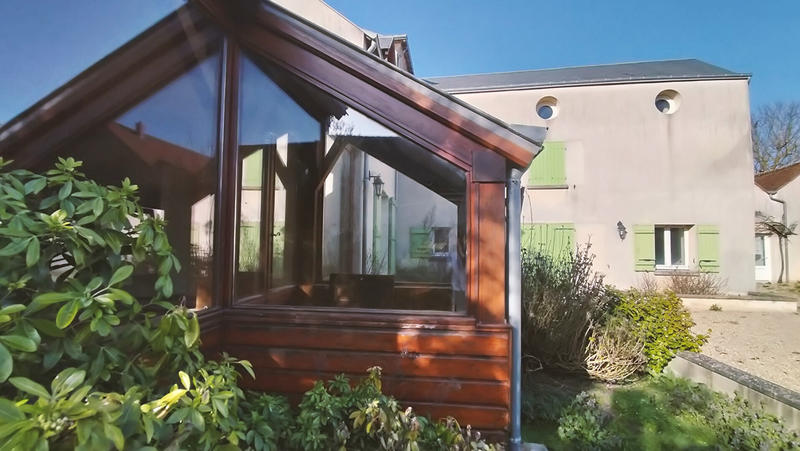 Demeure - 370 m² - 17 pièces