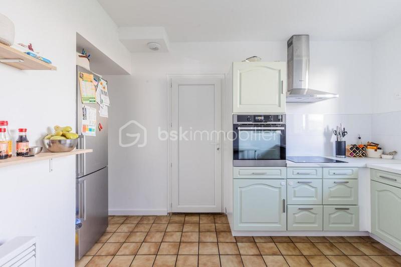 Maison - 98 m² - 5 pièces