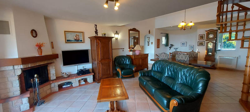 Villa - 139 m² - 6 pièces